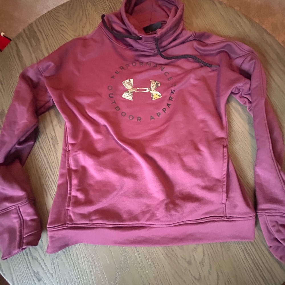 Under Armour Women's Small Camo Hoodie
